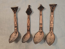 4x Handgeschnitzte Holzlöffel