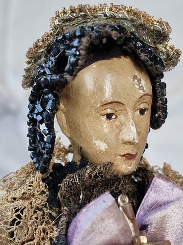 Alte trachtenpuppe mit - trachtenpuppe, antik